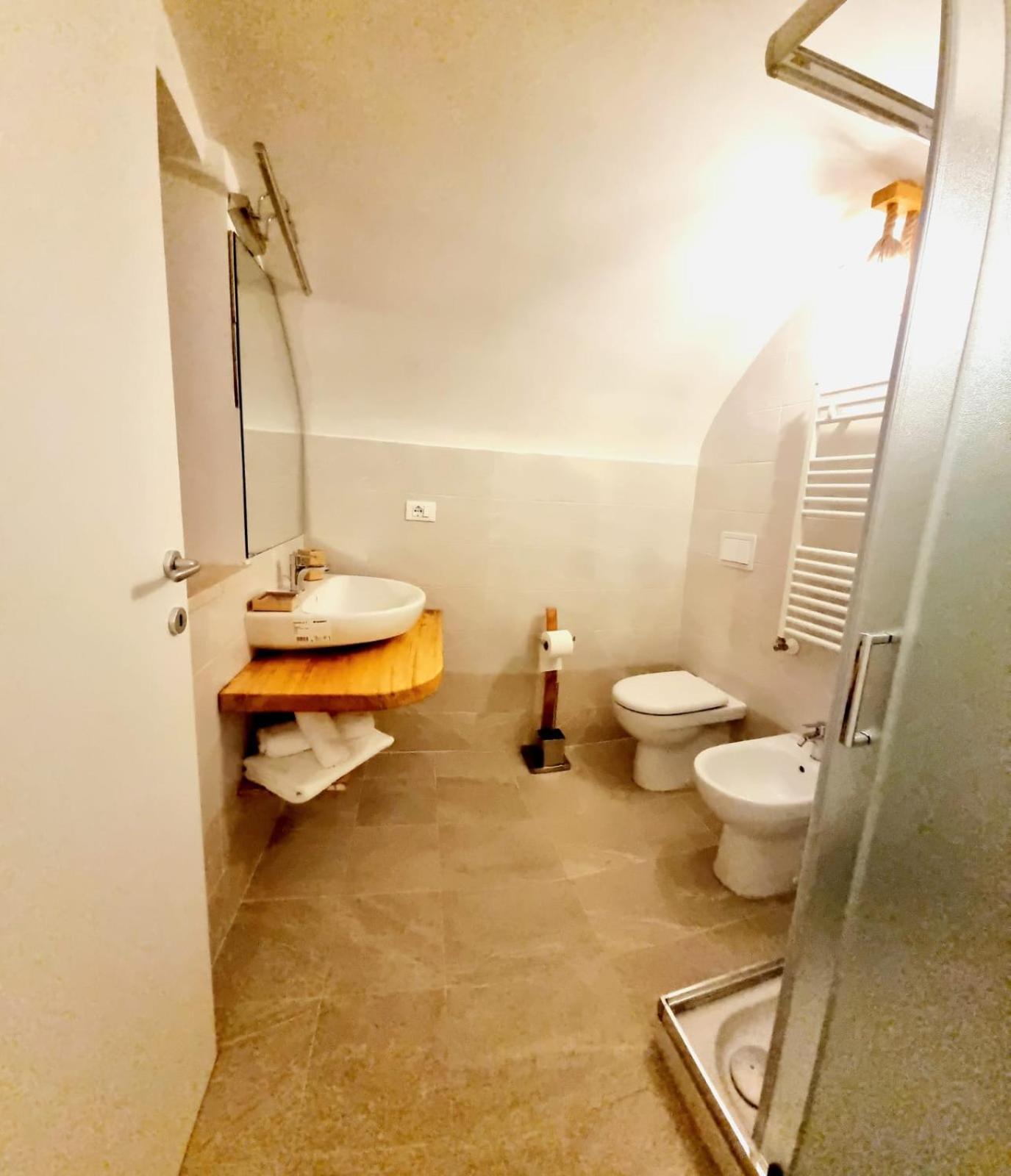 Hotel Dimora Grotta Masciarelli LʼAquila Zimmer foto